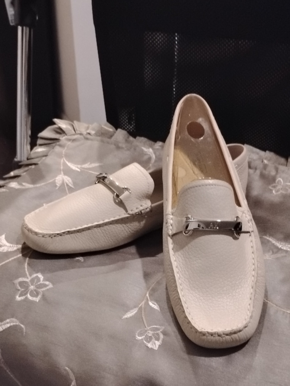 Elegant Anne Klein Leather Loafers New Size 11